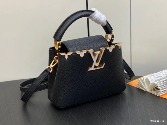 VUITTON LOUIS BB CAPUCINES 0414